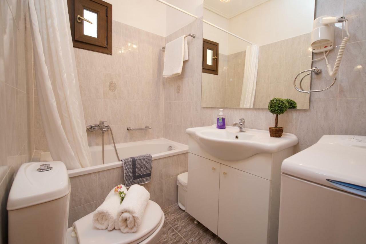 Dias Ground Floor Apartment Argostoli  Eksteriør bilde